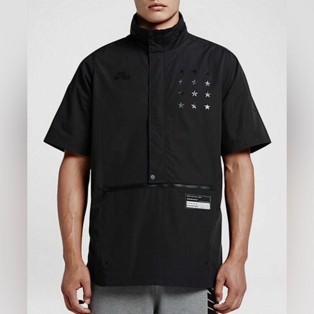NWOT NIKE Air Pivot V3 Black